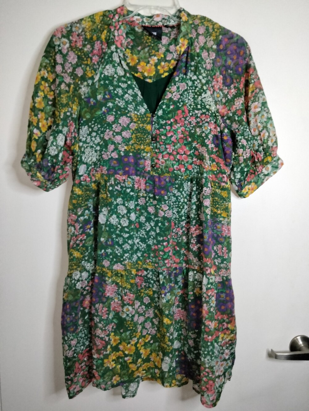 Maeve (Sz M) Multicolor Floral V-Neck Semi-sheer SS Tiered Skirt Hem Midi Dress - Picture 3 of 16